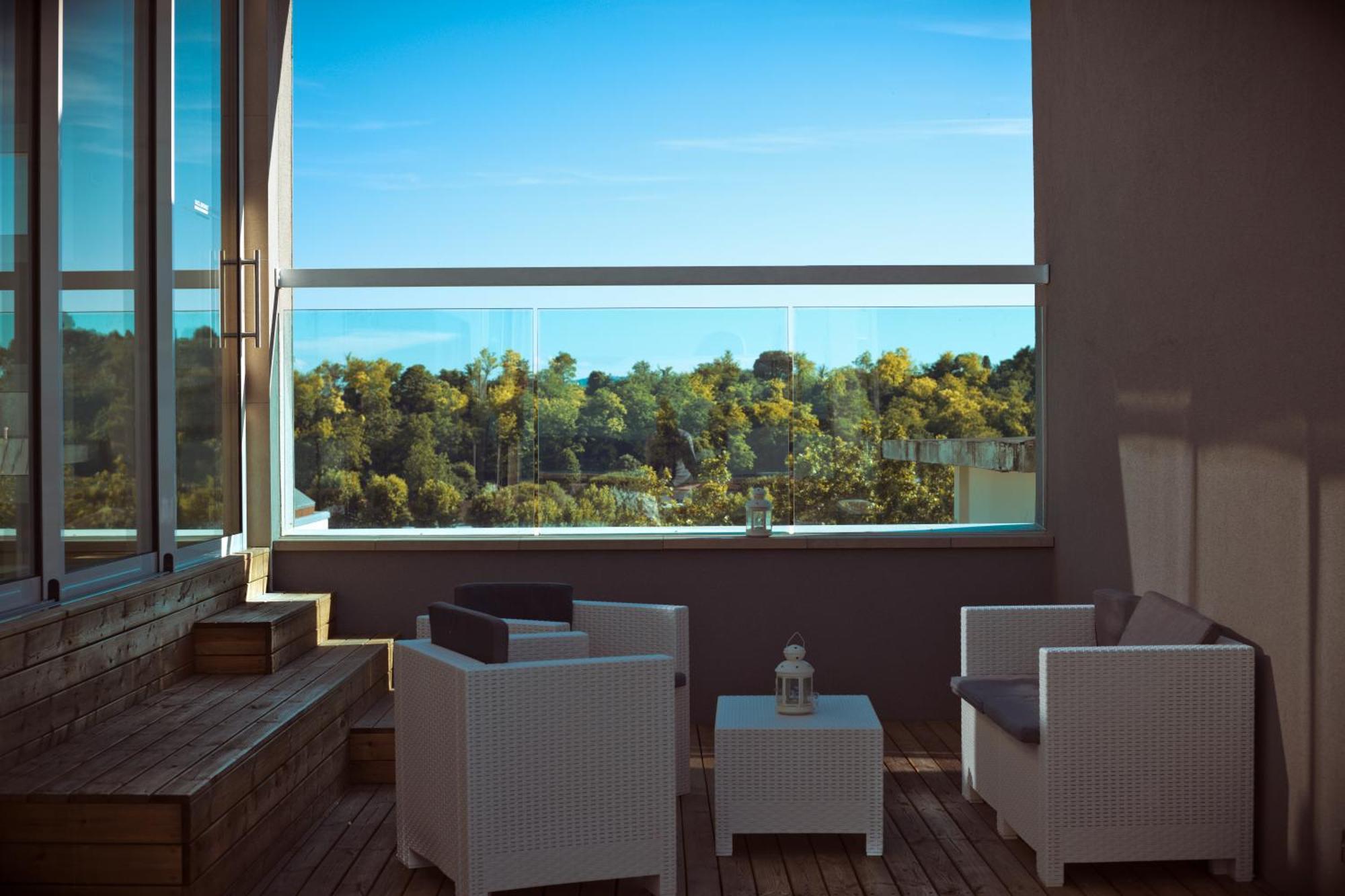 Embassy Hotel & Spa 카톨리카 외부 사진